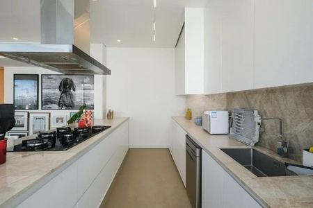 Apartamento à venda com 180m², 3 quartos e 3 vagas