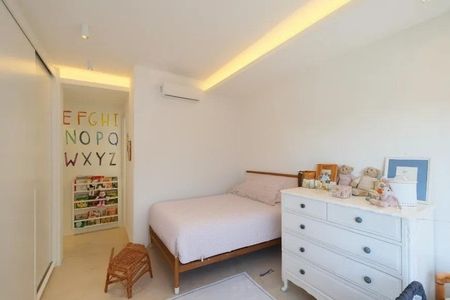 Apartamento à venda com 3 quartos, 180m² em Vila Madalena, São Paulo