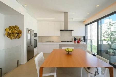 Apartamento à venda com 180m², 3 quartos e 3 vagas