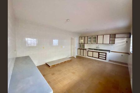 Casa à venda com 3 quartos, 316m² em Recreio dos Bandeirantes, Rio de Janeiro