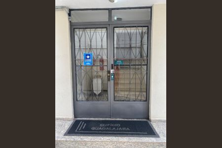 Apartamento à venda com 97m², 2 quartos e 1 vaga