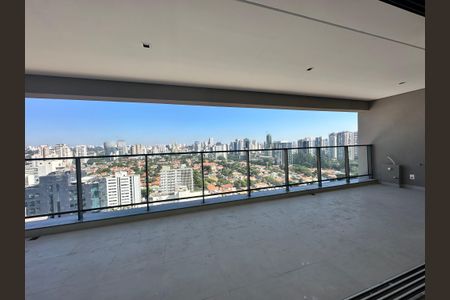 Apartamento à venda com 3 quartos, 170m² em Vila Cordeiro, São Paulo