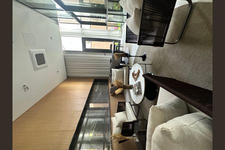 Apartamento à venda com 3 quartos, 170m² em Vila Cordeiro, São Paulo