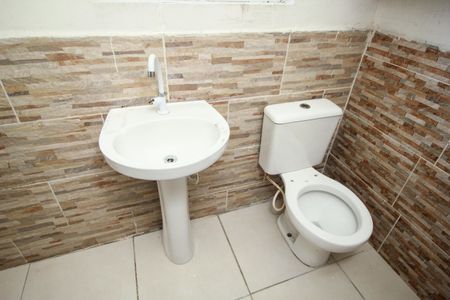 Casa para alugar com 85m², 3 quartos e sem vaga Casa para alugar com 85m², 3 quartos e sem vagaBanheiro da Suíte