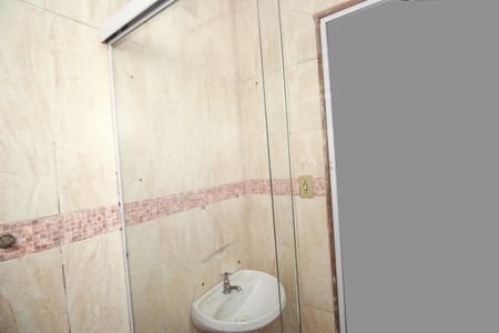 Casa para alugar com 85m², 3 quartos e sem vaga Casa para alugar com 85m², 3 quartos e sem vagaBanheiro