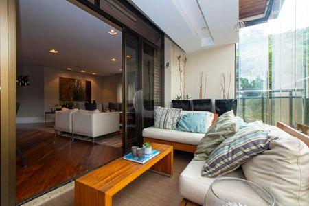Apartamento à venda com 4 quartos, 209m² em Sumarezinho, São Paulo