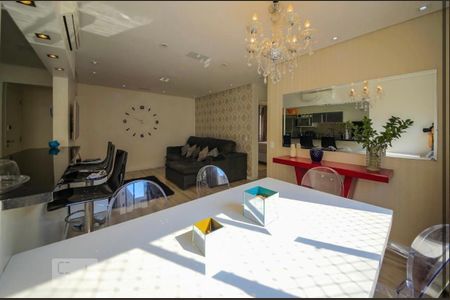 Apartamento à venda com 80m², 2 quartos e 1 vaga