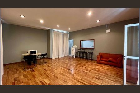 Apartamento à venda com 80m², 2 quartos e 1 vaga