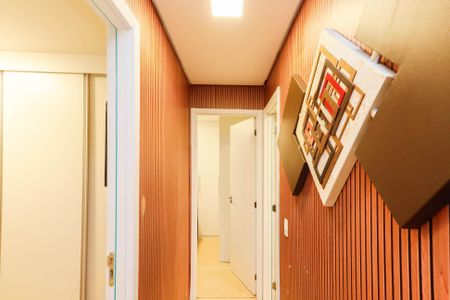 Apartamento à venda com 80m², 2 quartos e 1 vaga Apartamento à venda com 80m², 2 quartos e 1 vagaCorredor