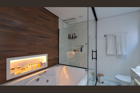 Casa à venda com 186m², 4 quartos e 3 vagas Casa à venda com 186m², 4 quartos e 3 vagasBanheiro Suíte