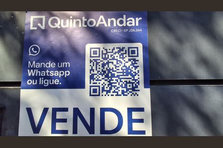 Casa à venda com 186m², 4 quartos e 3 vagas Casa à venda com 186m², 4 quartos e 3 vagasCódigo plaquinha