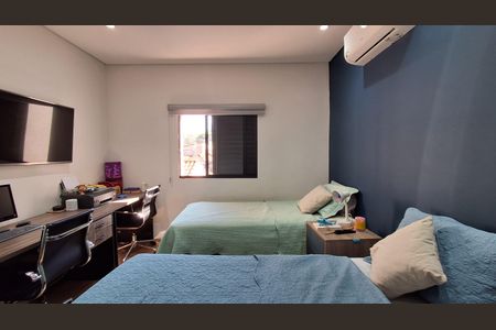 Casa à venda com 186m², 4 quartos e 3 vagas Casa à venda com 186m², 4 quartos e 3 vagasQuarto 2