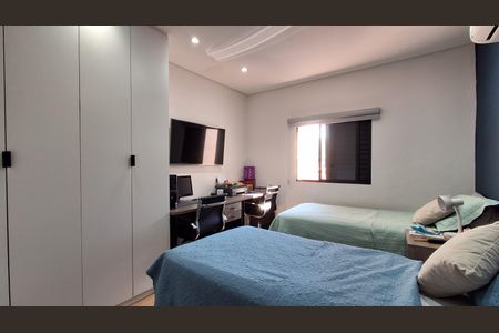 Casa à venda com 186m², 4 quartos e 3 vagas Casa à venda com 186m², 4 quartos e 3 vagasQuarto 2