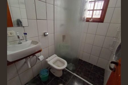 Casa à venda com 3 quartos, 105m² em Vila Basileia, São Paulo