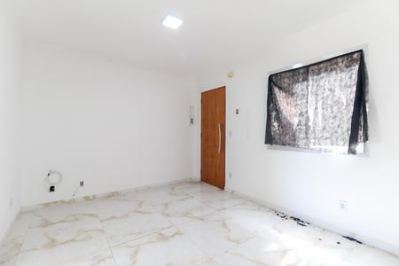 Sala de apartamento à venda com 2 quartos, 49m² em Itaquera, São Paulo
