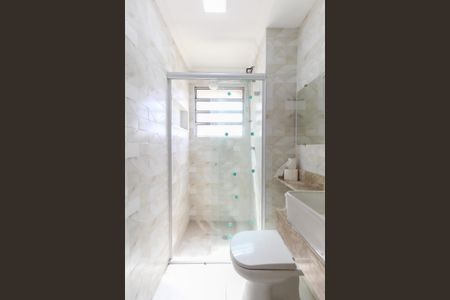 Apartamento à venda com 49m², 2 quartos e 1 vaga Apartamento à venda com 49m², 2 quartos e 1 vagaBanheiro