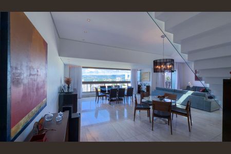 Apartamento à venda com 4 quartos, 404m² em Fernão Dias, Belo Horizonte