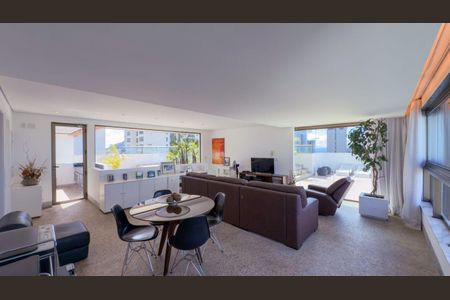 Apartamento à venda com 4 quartos, 404m² em Fernão Dias, Belo Horizonte