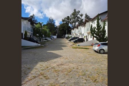 Casa de condomínio para alugar com 84m², 2 quartos e 2 vagas