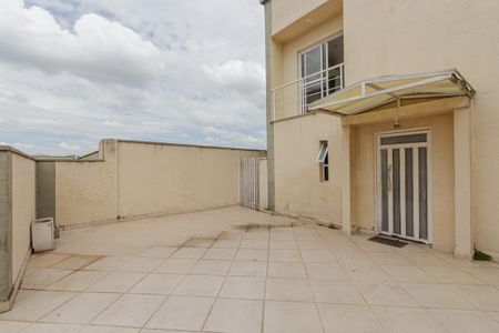 Casa de condomínio para alugar com 440m², 4 quartos e 4 vagas Casa de condomínio para alugar com 440m², 4 quartos e 4 vagasGaragem