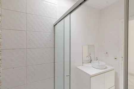 Casa de condomínio para alugar com 440m², 4 quartos e 4 vagas Casa de condomínio para alugar com 440m², 4 quartos e 4 vagasBanheiro social