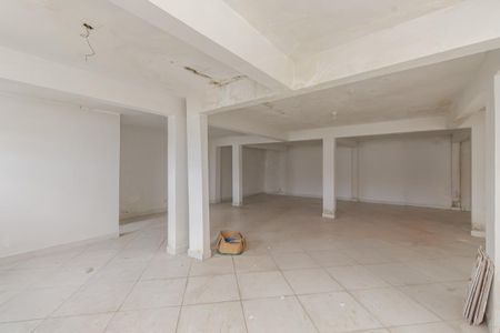 Casa de condomínio para alugar com 440m², 4 quartos e 4 vagas Casa de condomínio para alugar com 440m², 4 quartos e 4 vagasSalão