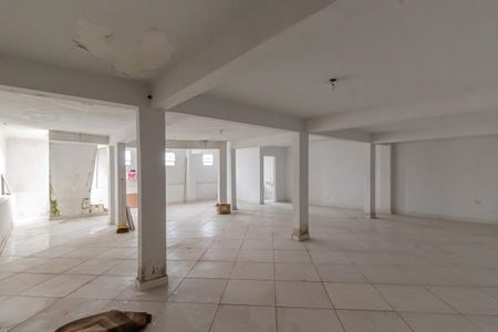 Casa de condomínio para alugar com 440m², 4 quartos e 4 vagas Casa de condomínio para alugar com 440m², 4 quartos e 4 vagasSalão