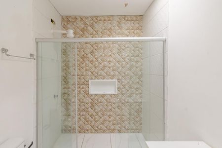 Casa de condomínio para alugar com 440m², 4 quartos e 4 vagas Casa de condomínio para alugar com 440m², 4 quartos e 4 vagasBanheiro social
