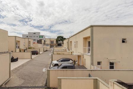 Casa de condomínio para alugar com 440m², 4 quartos e 4 vagas Casa de condomínio para alugar com 440m², 4 quartos e 4 vagasSacada da Suíte 1