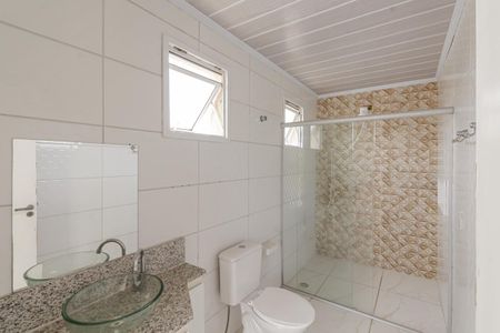 Casa de condomínio para alugar com 440m², 4 quartos e 4 vagas Casa de condomínio para alugar com 440m², 4 quartos e 4 vagasBanheiro da Suíte 1