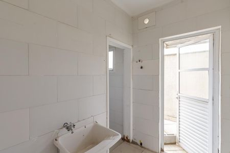Casa de condomínio para alugar com 440m², 4 quartos e 4 vagas Casa de condomínio para alugar com 440m², 4 quartos e 4 vagasÁrea de Serviço