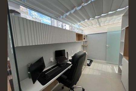 Apartamento à venda com 74m², 2 quartos e 1 vagaFoto 09