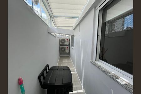 Apartamento à venda com 74m², 2 quartos e 1 vagaFoto 06