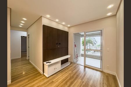 Apartamento para alugar com 77m², 2 quartos e 1 vaga Apartamento para alugar com 77m², 2 quartos e 1 vagaFoto 02