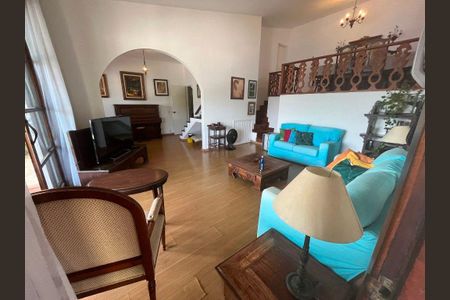 Casa à venda com 5 quartos, 176m² em São Francisco, Niterói