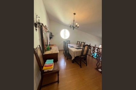 Casa à venda com 5 quartos, 176m² em São Francisco, Niterói