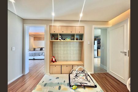 Apartamento à venda com 244m², 3 quartos e 3 vagas