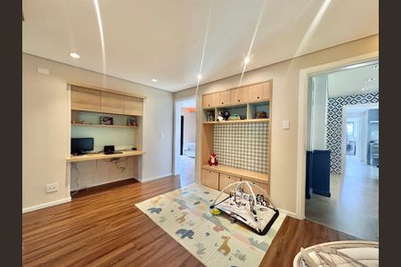 Apartamento à venda com 244m², 3 quartos e 3 vagas