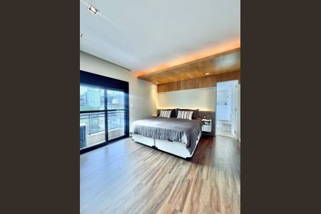 Apartamento à venda com 244m², 3 quartos e 3 vagas