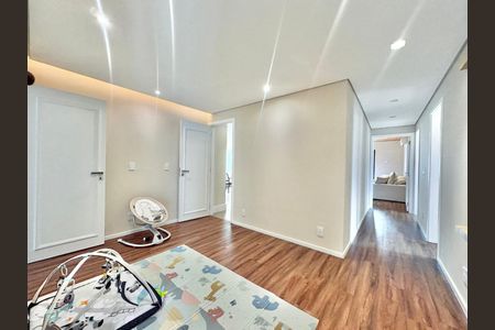 Apartamento à venda com 244m², 3 quartos e 3 vagas