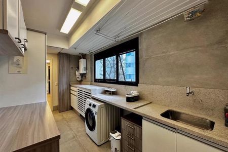 Apartamento à venda com 250m², 4 quartos e 4 vagas