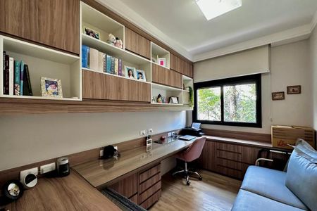 Apartamento à venda com 250m², 4 quartos e 4 vagas