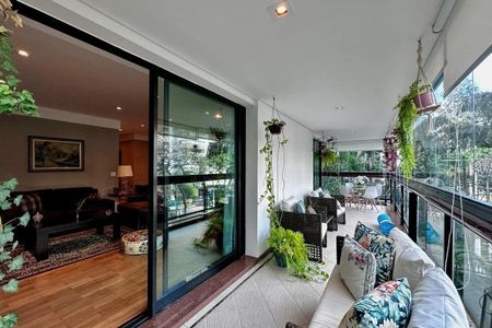 Apartamento à venda com 250m², 4 quartos e 4 vagas