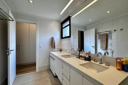 Apartamento à venda com 250m², 4 quartos e 4 vagas