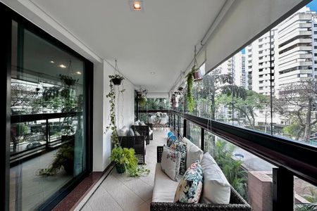 Apartamento à venda com 250m², 4 quartos e 4 vagas