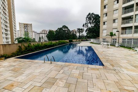 Apartamento à venda com 70m², 2 quartos e 1 vaga Apartamento à venda com 70m², 2 quartos e 1 vagaÁrea comum - Piscina