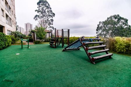 Apartamento à venda com 70m², 2 quartos e 1 vaga Apartamento à venda com 70m², 2 quartos e 1 vagaÁrea comum - Playground