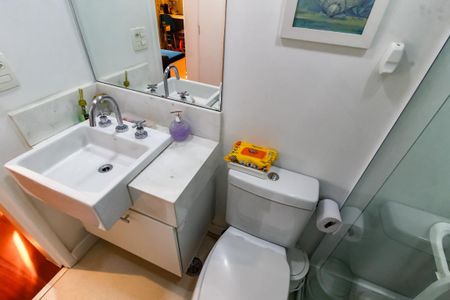 Apartamento à venda com 70m², 2 quartos e 1 vaga Apartamento à venda com 70m², 2 quartos e 1 vagaBanheiro Corredor