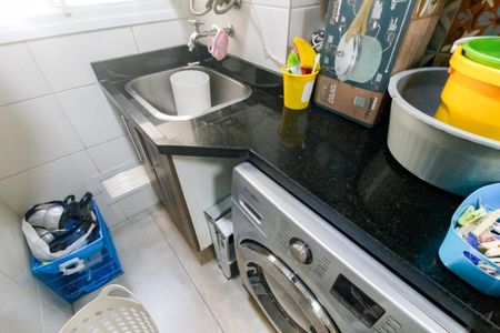 Apartamento à venda com 70m², 2 quartos e 1 vaga Apartamento à venda com 70m², 2 quartos e 1 vagaÁrea de Serviço