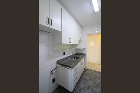 Apartamento para alugar com 72m², 3 quartos e 2 vagas Apartamento para alugar com 72m², 3 quartos e 2 vagasCozinha
